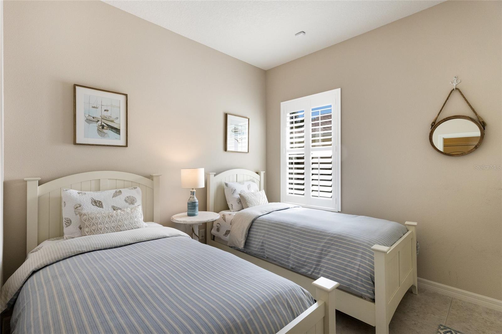 Image 28 of 52 For 4832 Central Park Boulevard