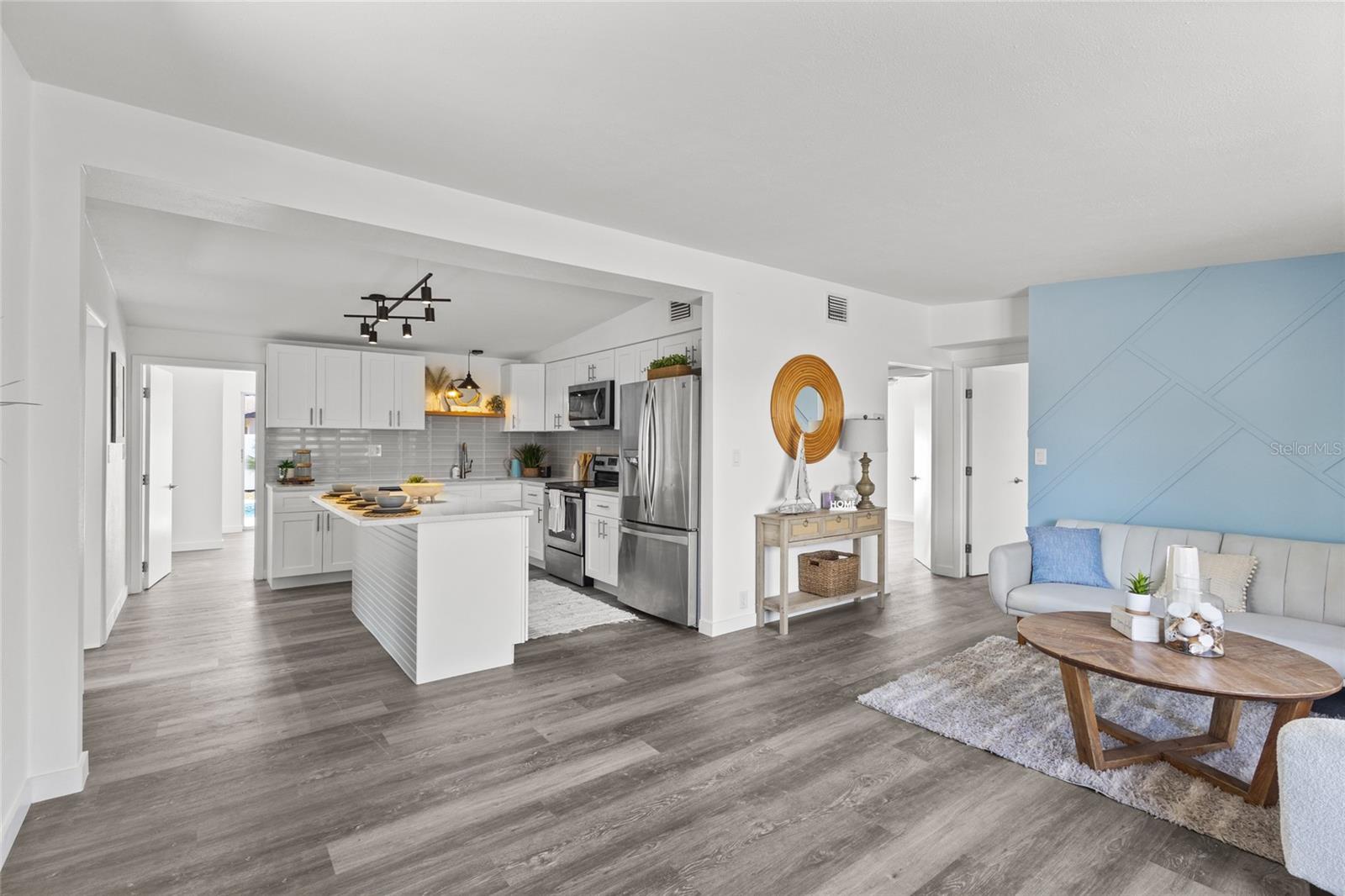 Image 5 of 30 For 4124 60th Street Court W