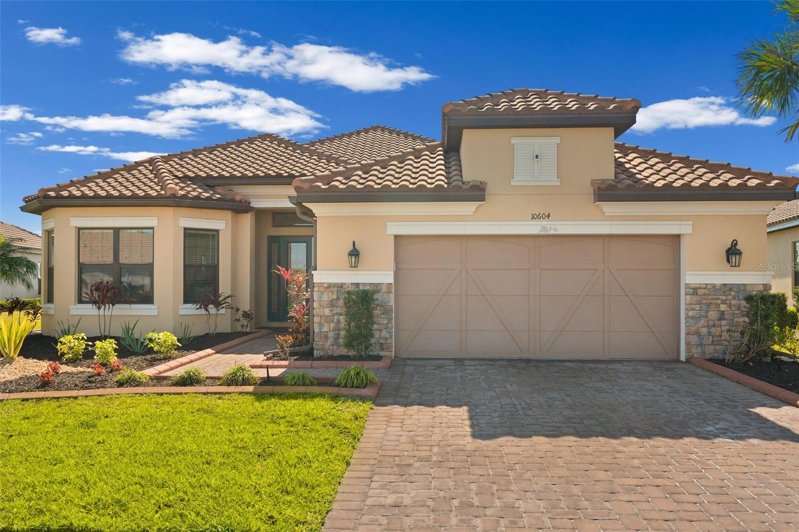 Image 3 of 64 For 10604 Wicker Park Place