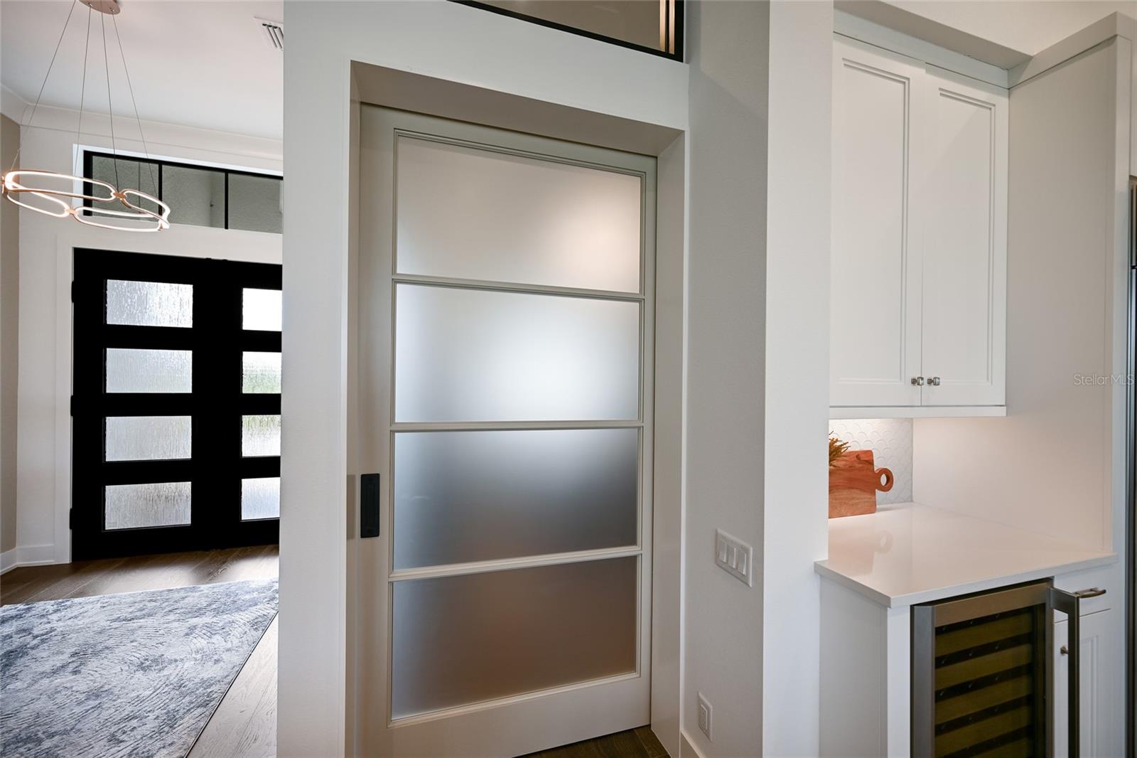 Image 21 of 66 For 7936 Mainsail Lane