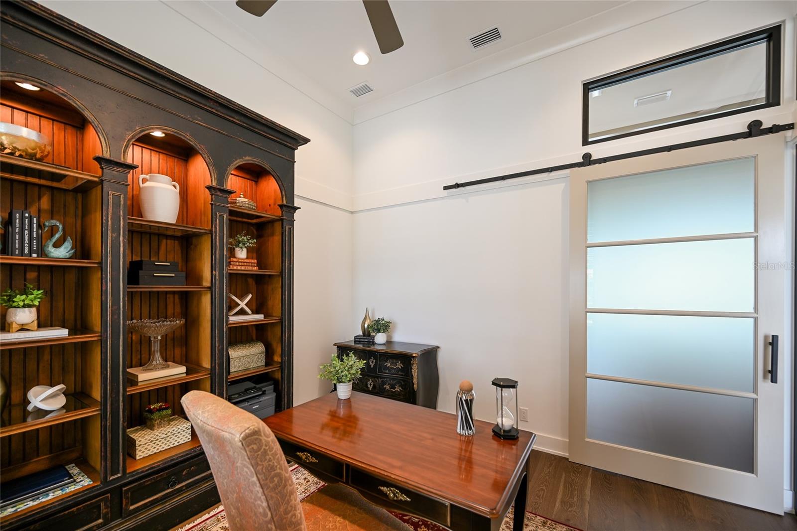 Image 25 of 66 For 7936 Mainsail Lane