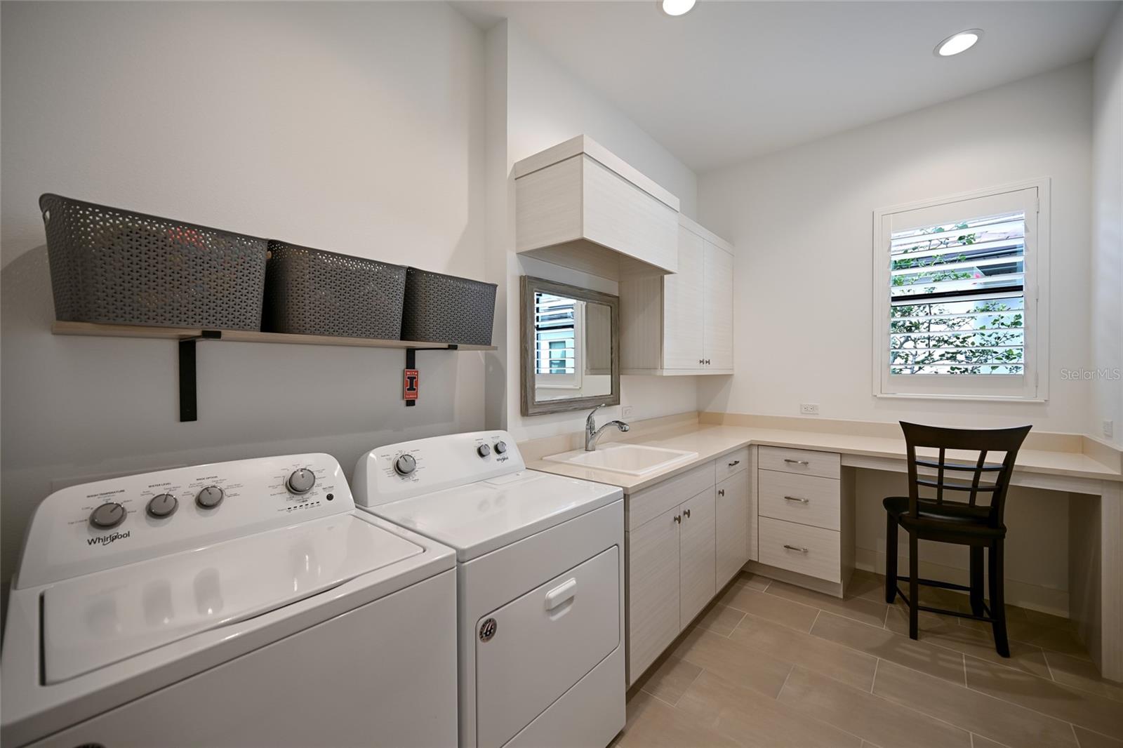 Image 42 of 66 For 7936 Mainsail Lane