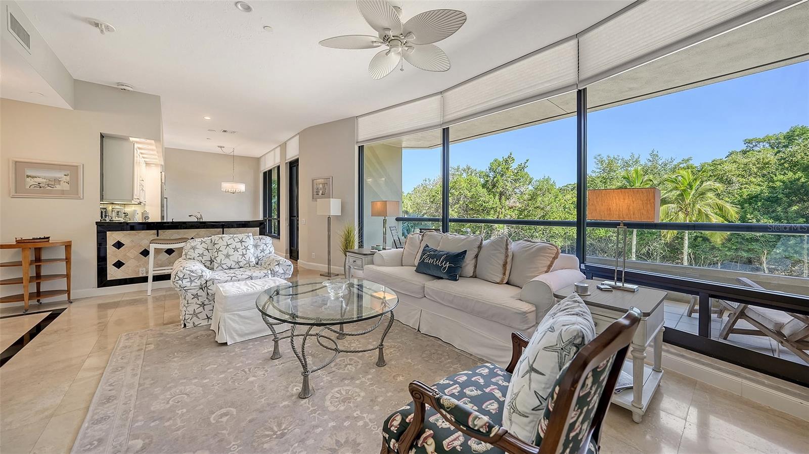 Image 5 of 45 For 1241 Gulf Of Mexico Drive 111