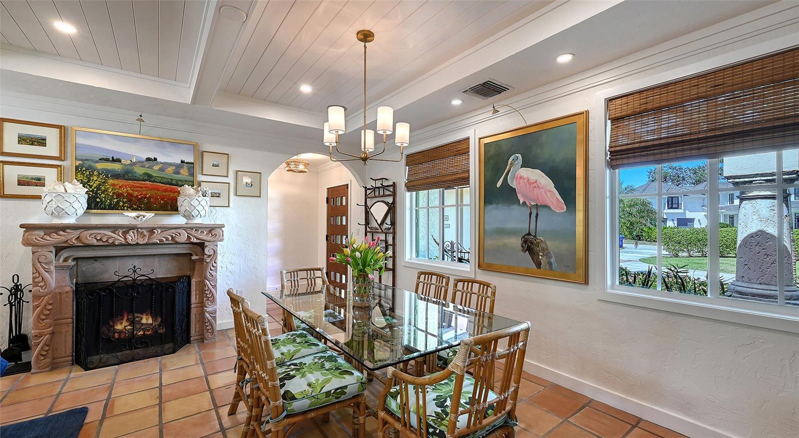 Image 11 of 40 For 1514 Lake Shore Drive