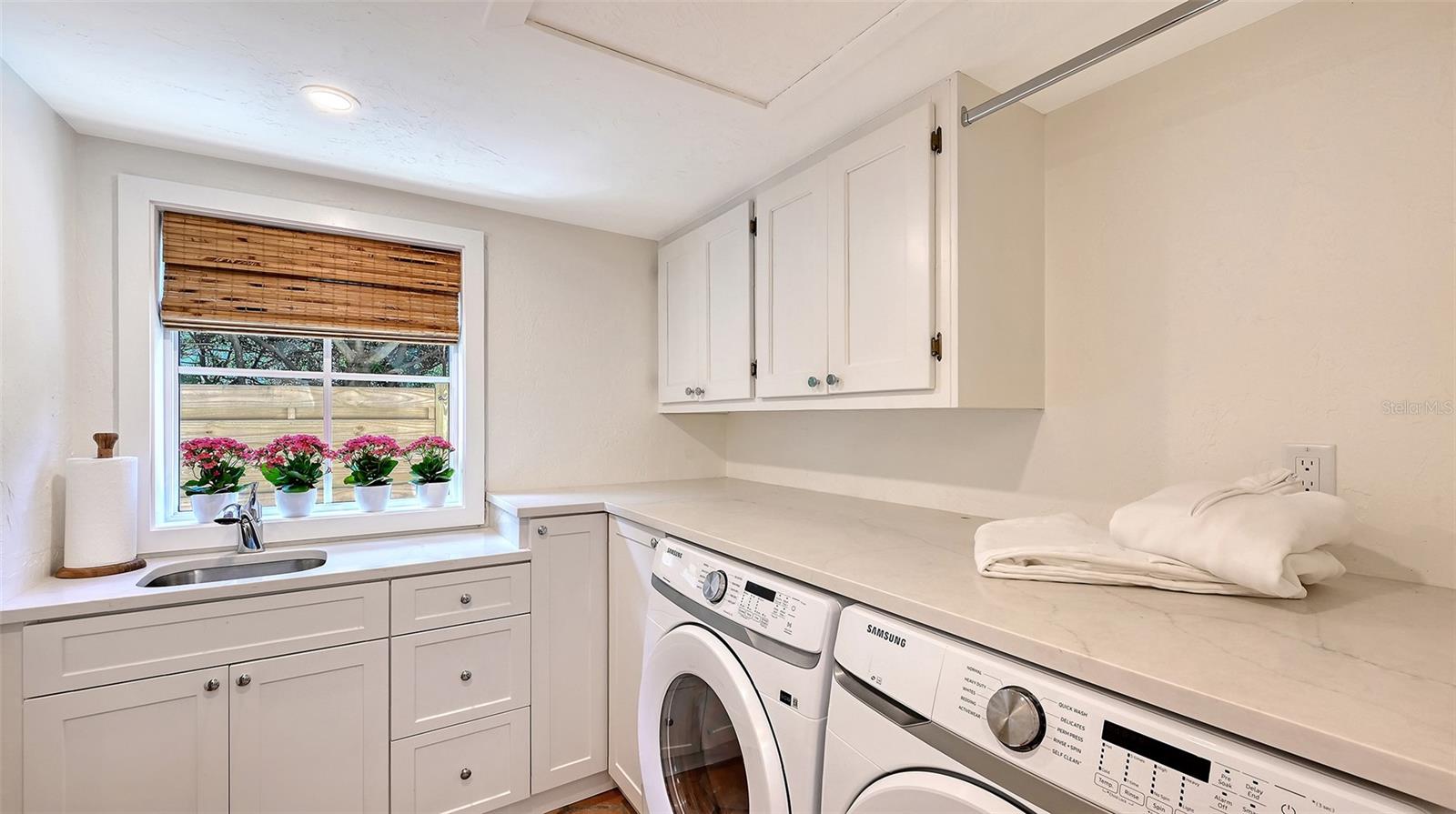 Image 26 of 40 For 1514 Lake Shore Drive