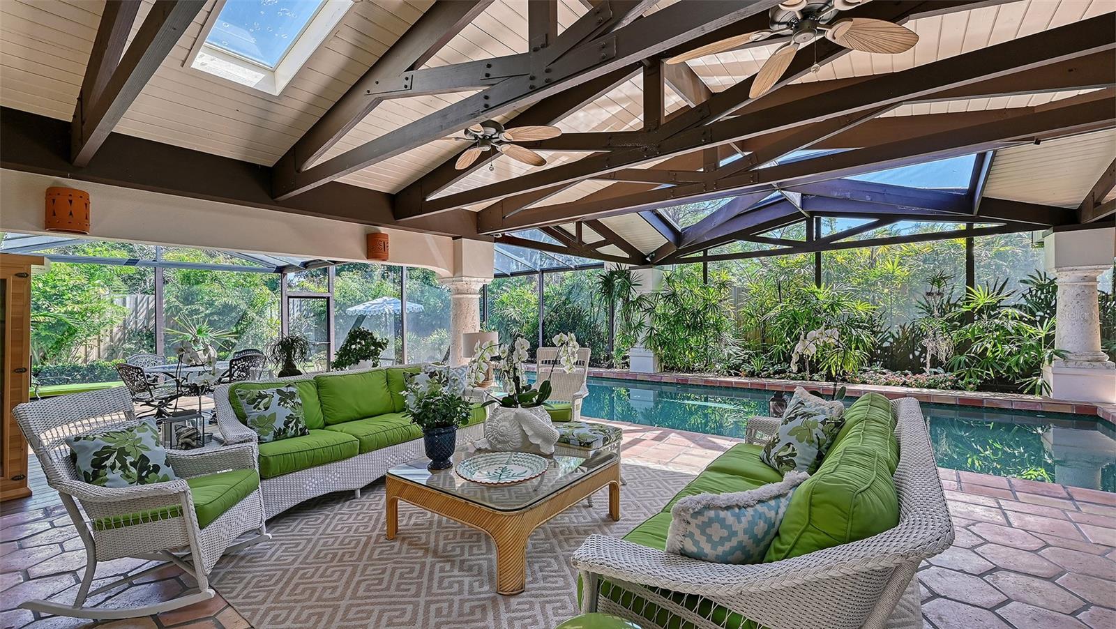 Image 28 of 40 For 1514 Lake Shore Drive