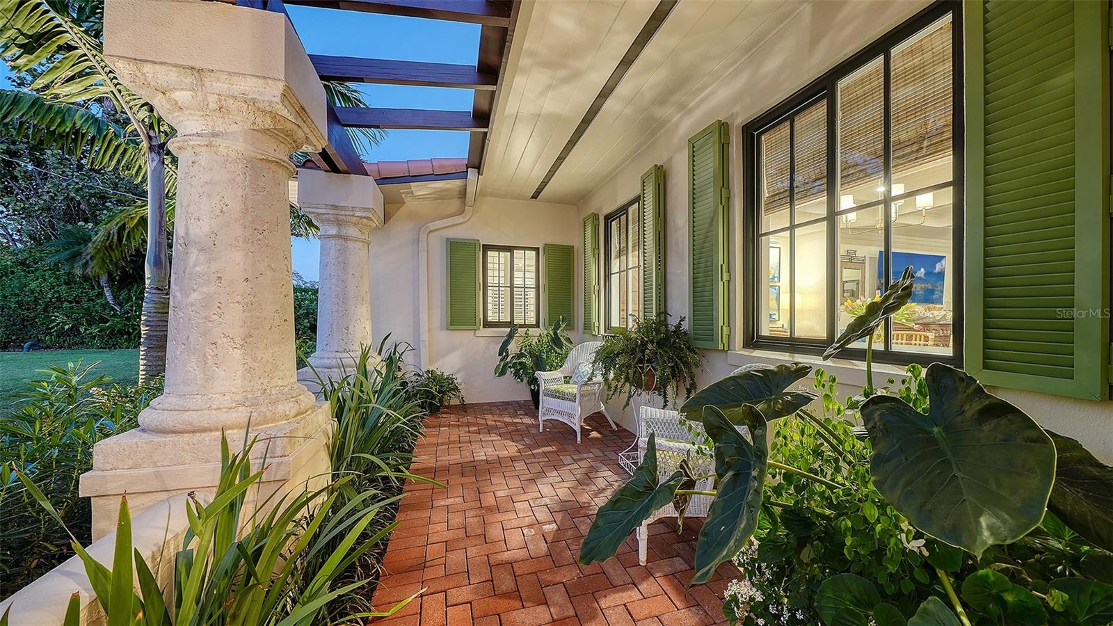 Image 6 of 40 For 1514 Lake Shore Drive