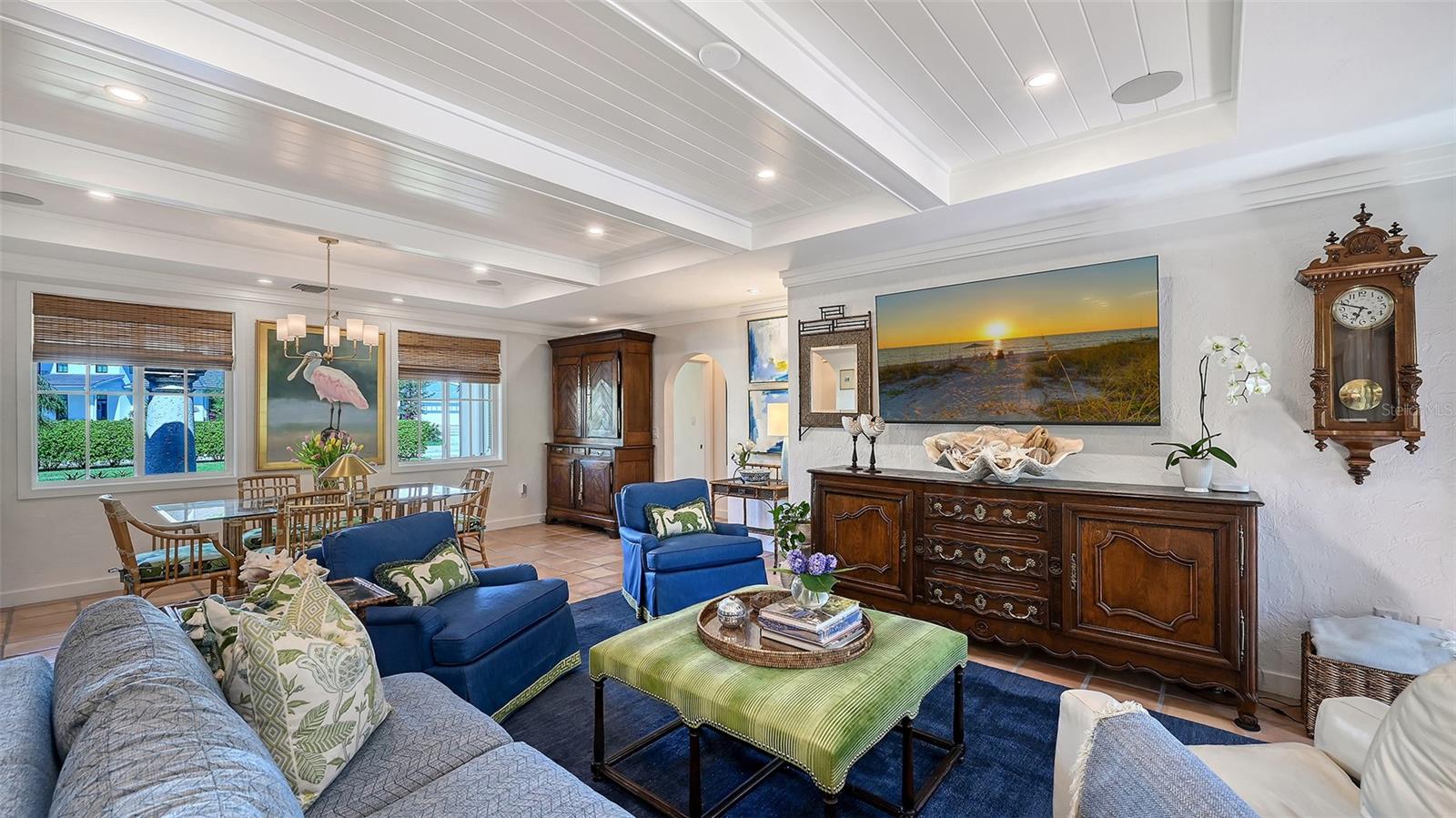 Image 9 of 40 For 1514 Lake Shore Drive