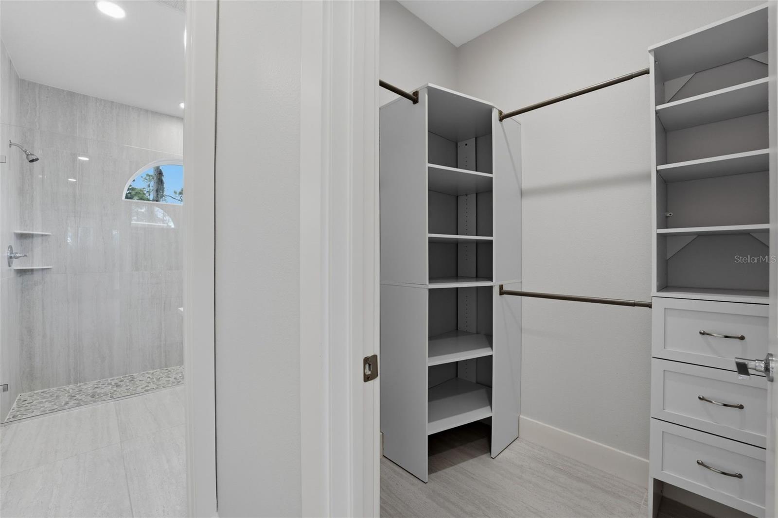 Image 18 of 32 For 5611 Shaffer Avenue