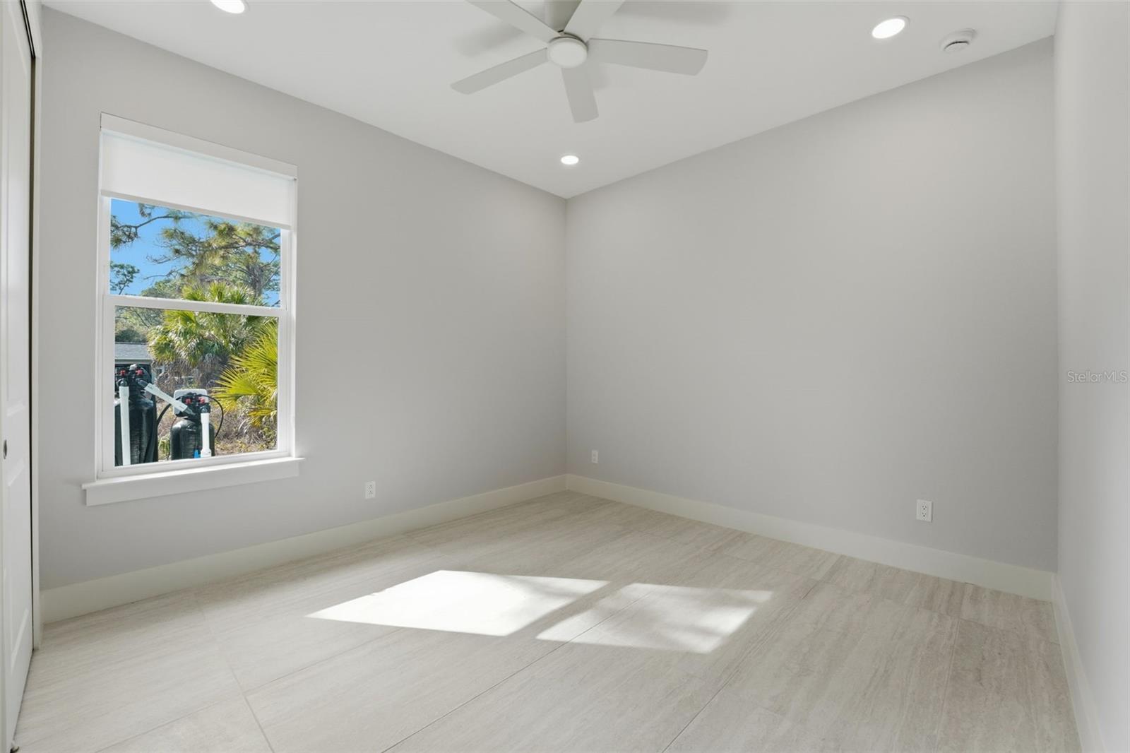 Image 25 of 32 For 5611 Shaffer Avenue