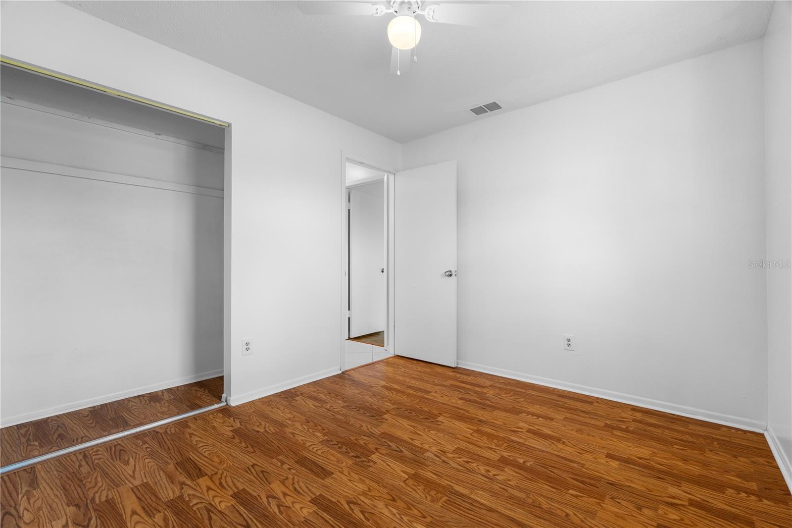 Image 22 of 34 For 2814 20th Avenue Drive W