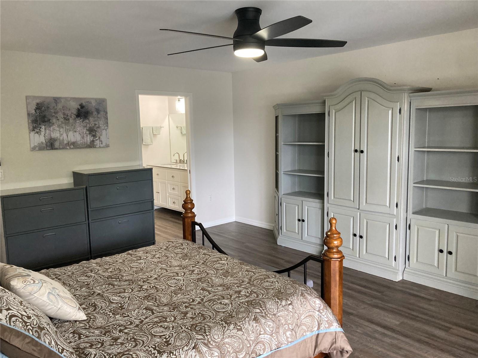 Image 16 of 32 For 619 Spring Lakes Boulevard