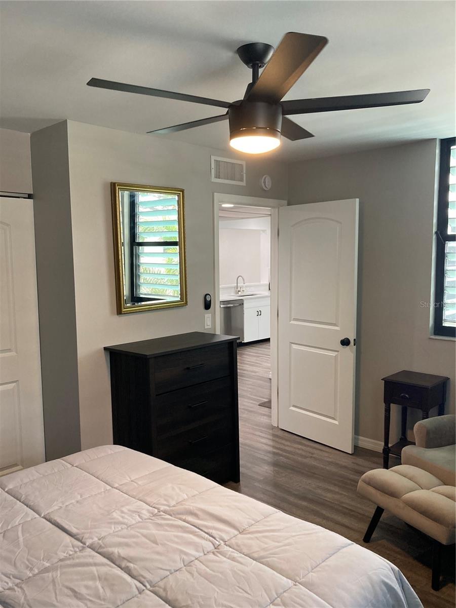 Image 28 of 32 For 619 Spring Lakes Boulevard