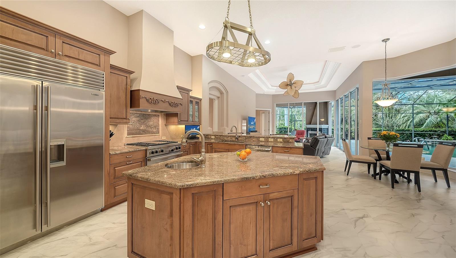 Image 16 of 79 For 6903 Winners Circle