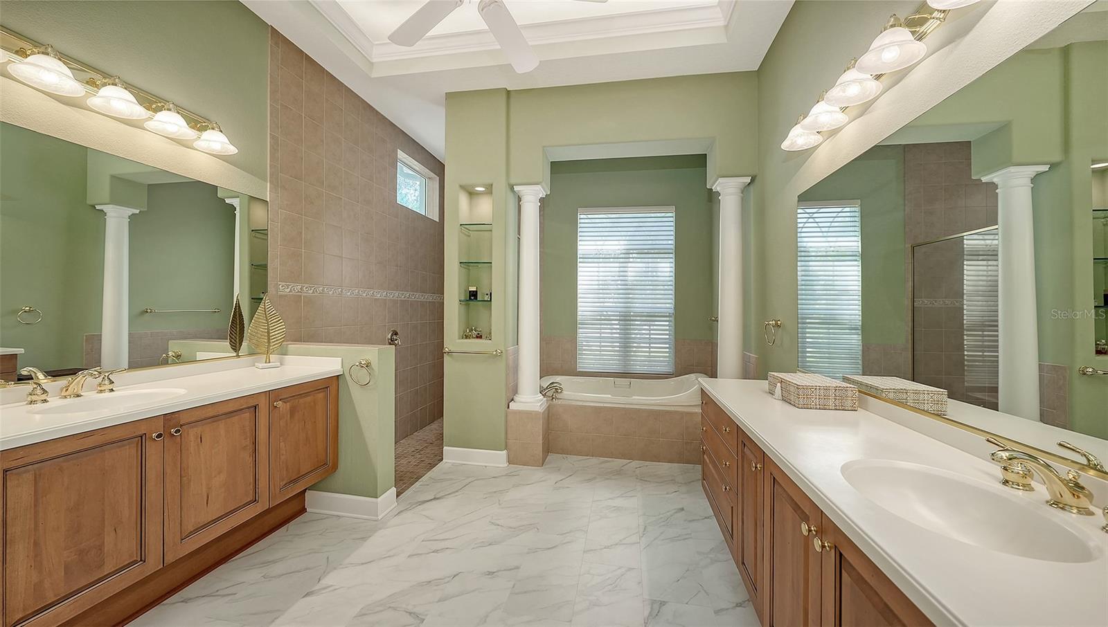 Image 27 of 79 For 6903 Winners Circle