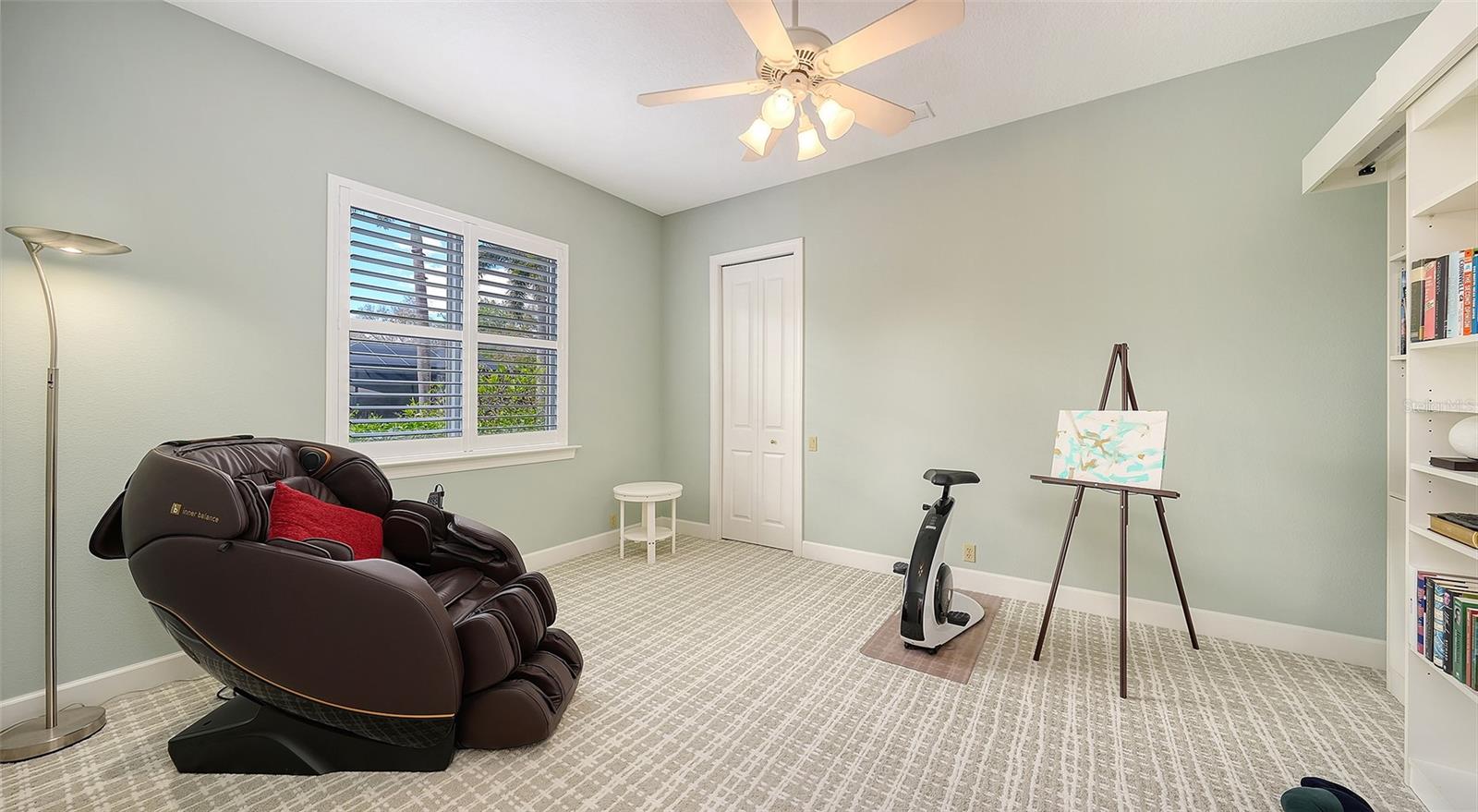 Image 32 of 79 For 6903 Winners Circle