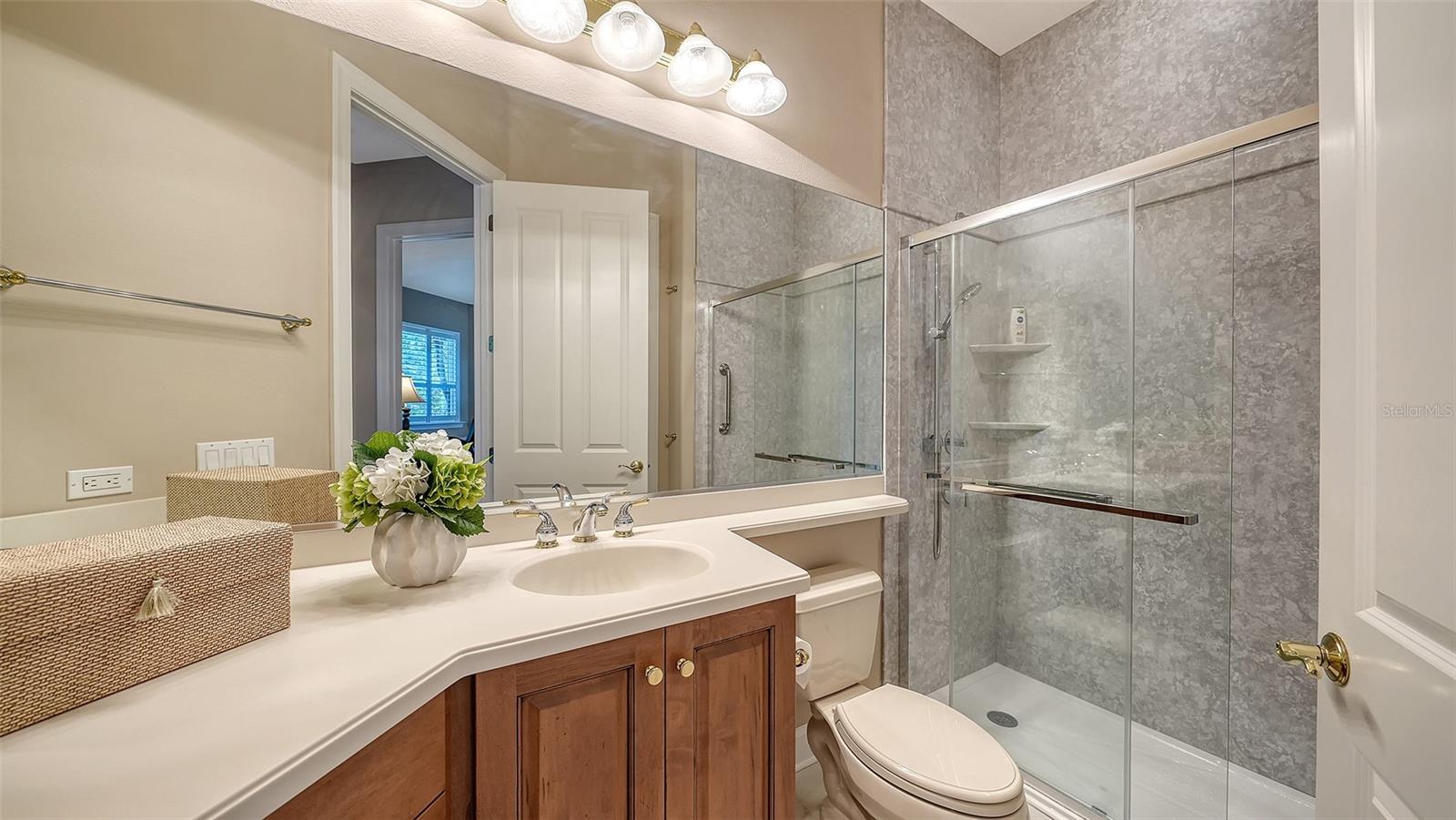 Image 36 of 79 For 6903 Winners Circle