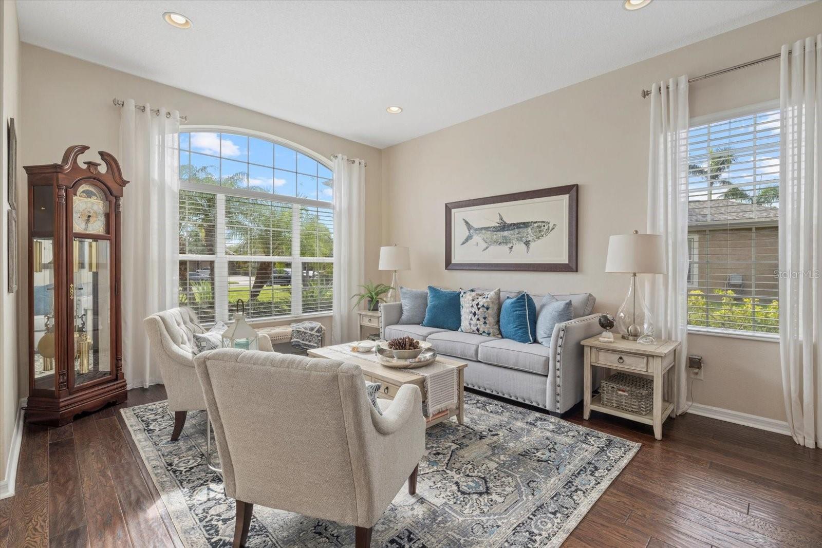 Image 14 of 53 For 6907 47th Court E