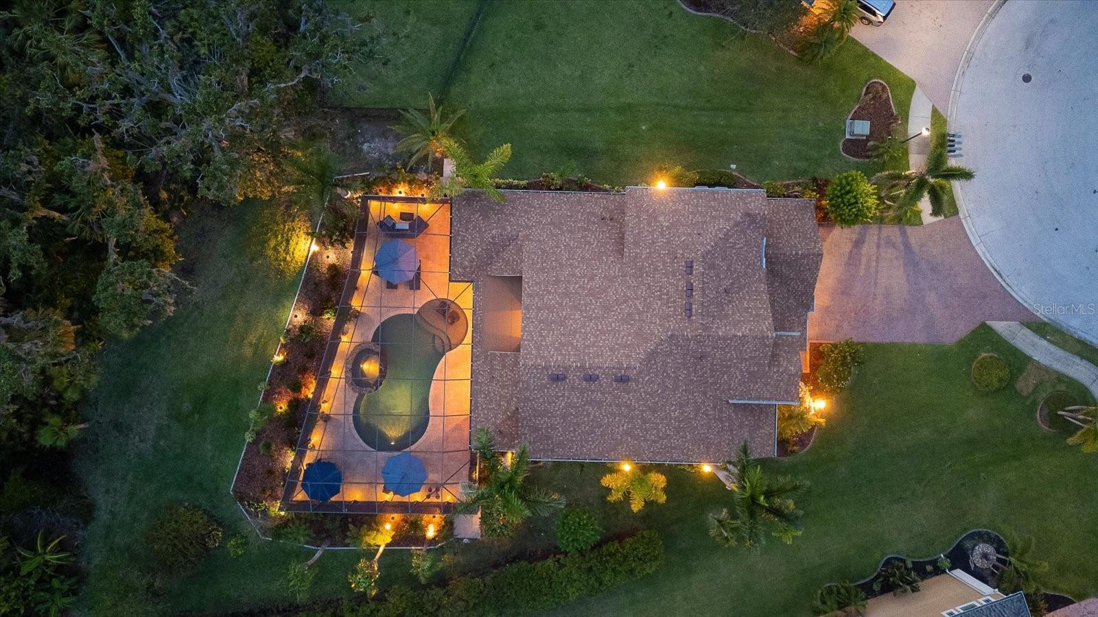 Image 4 of 53 For 6907 47th Court E