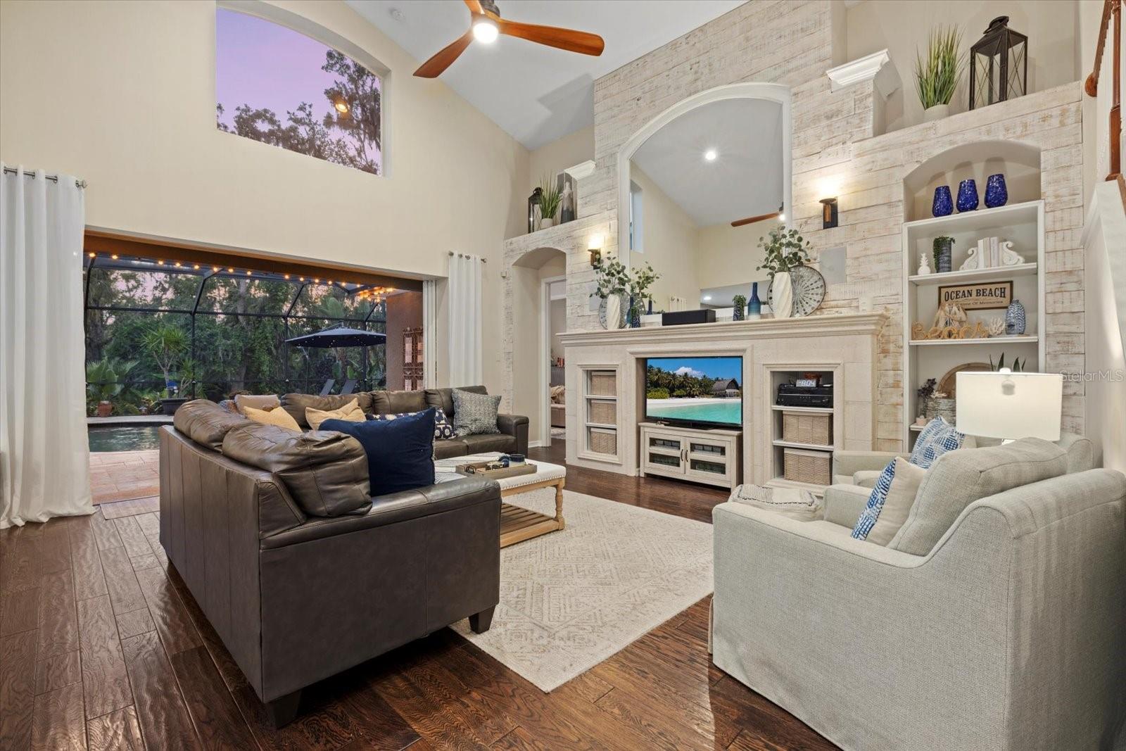 Image 9 of 53 For 6907 47th Court E