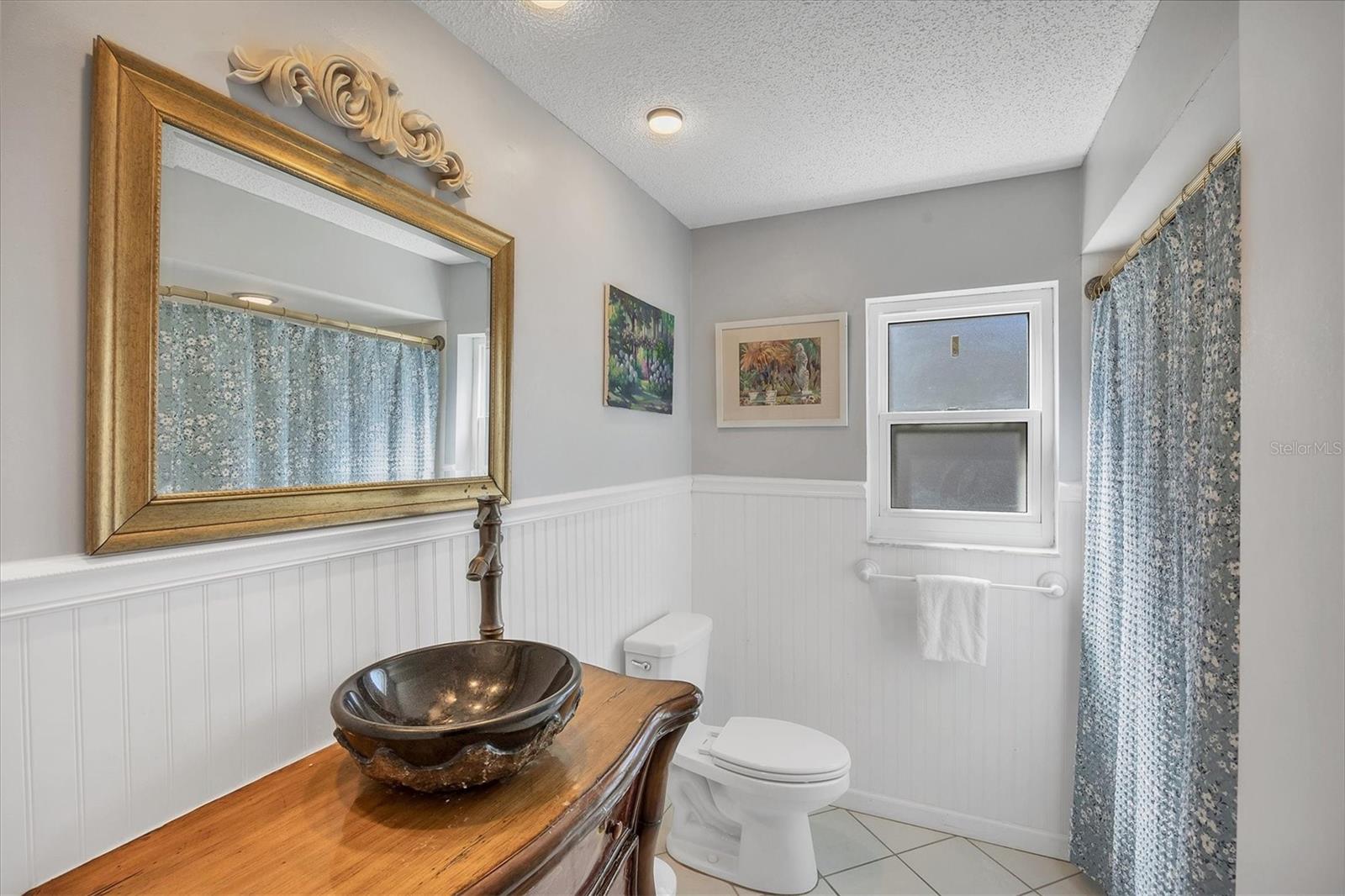 Image 19 of 29 For 3416 Montilla Court 8405