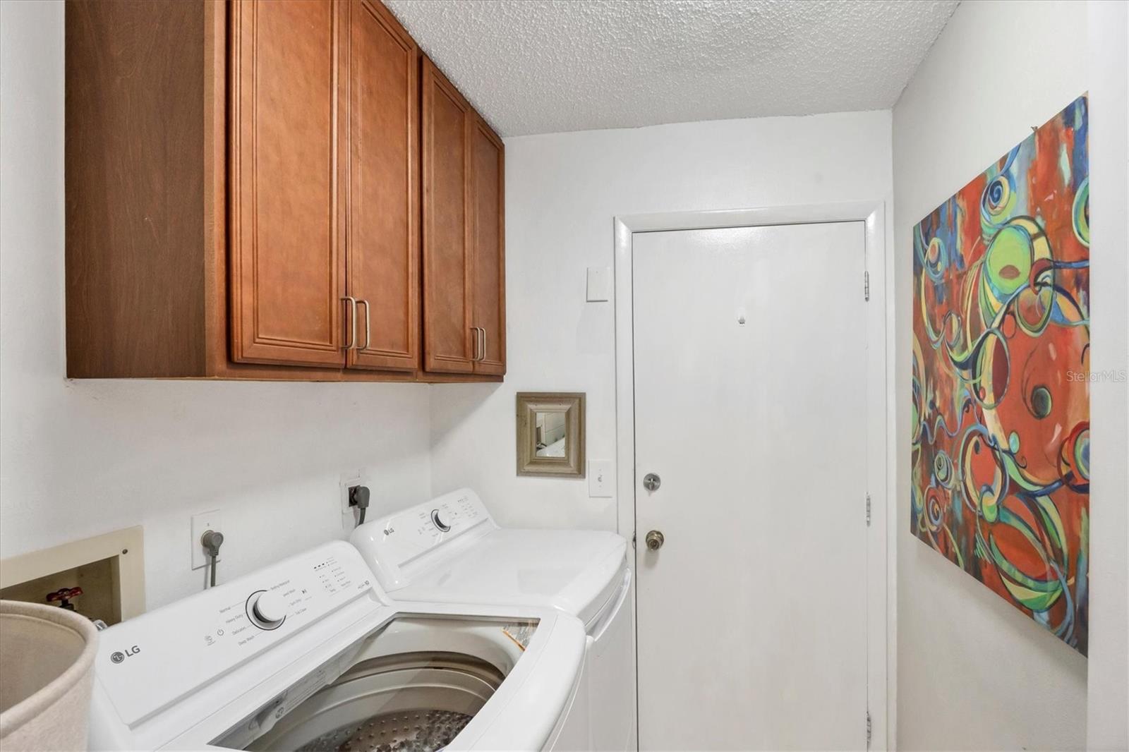 Image 20 of 29 For 3416 Montilla Court 8405