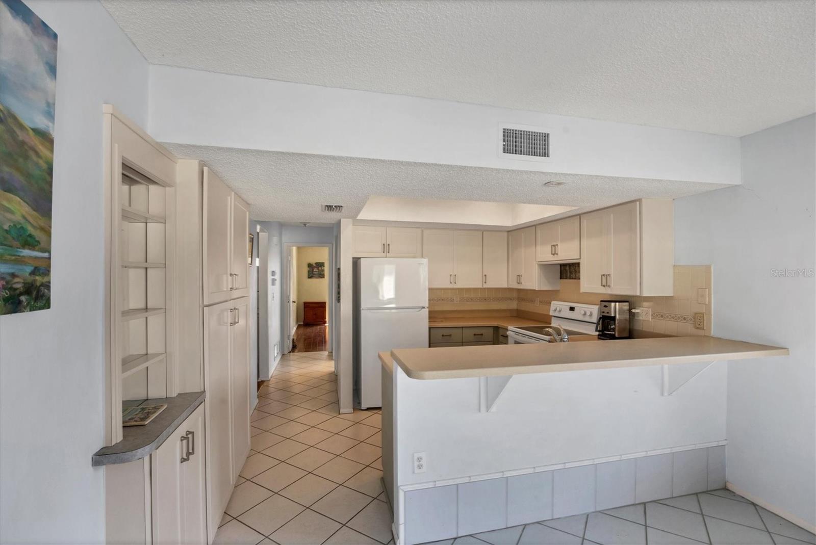 Image 6 of 29 For 3416 Montilla Court 8405