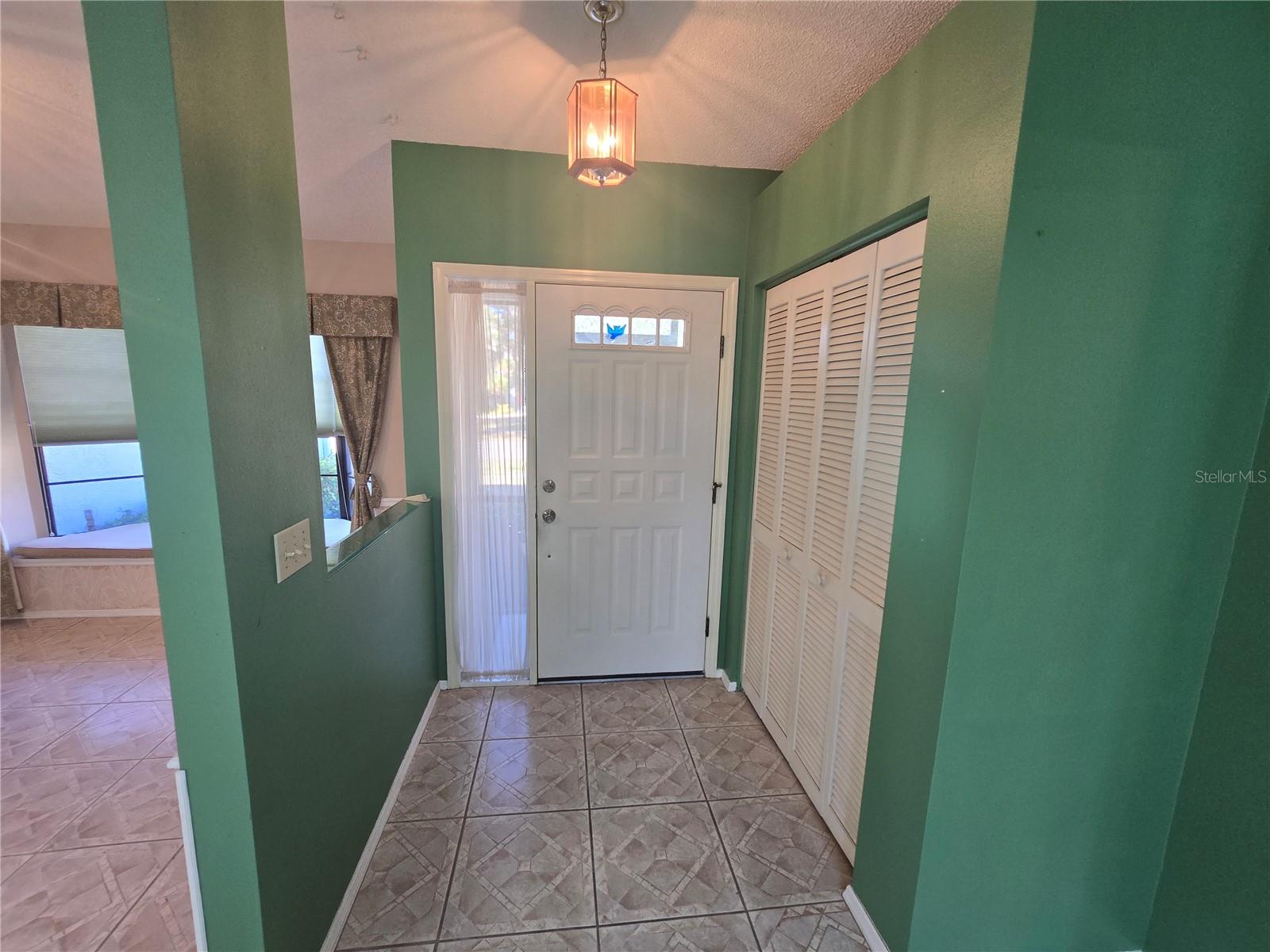 Listing photo id 0 for 2136 Cork Oak Street