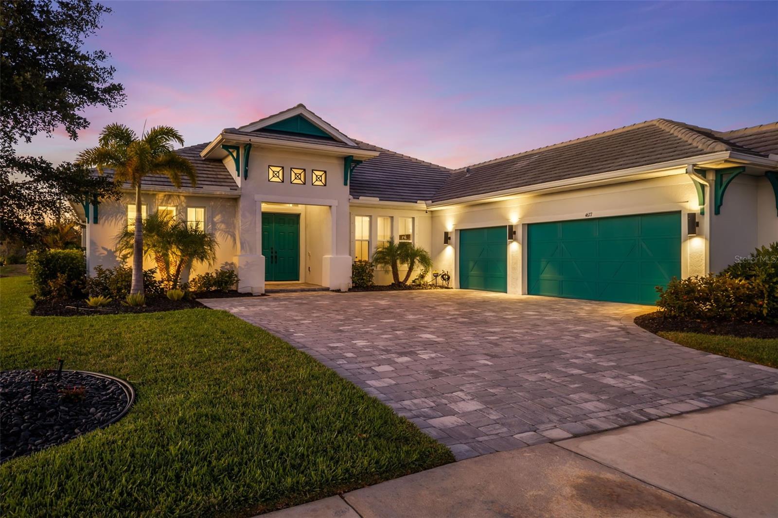 Details for 4677 Antrim Drive, SARASOTA, FL 34240
