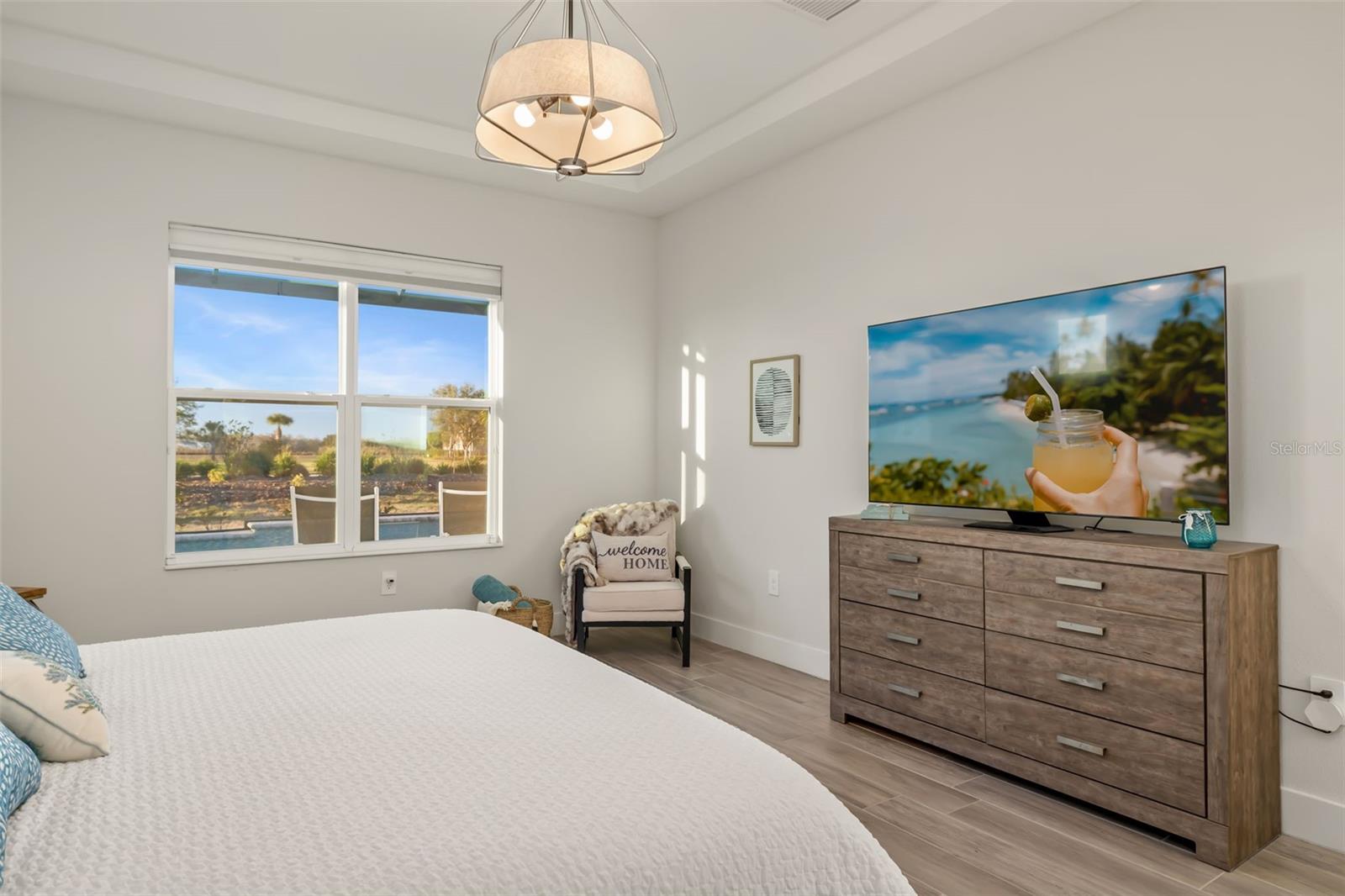 Image 23 of 90 For 4677 Antrim Drive