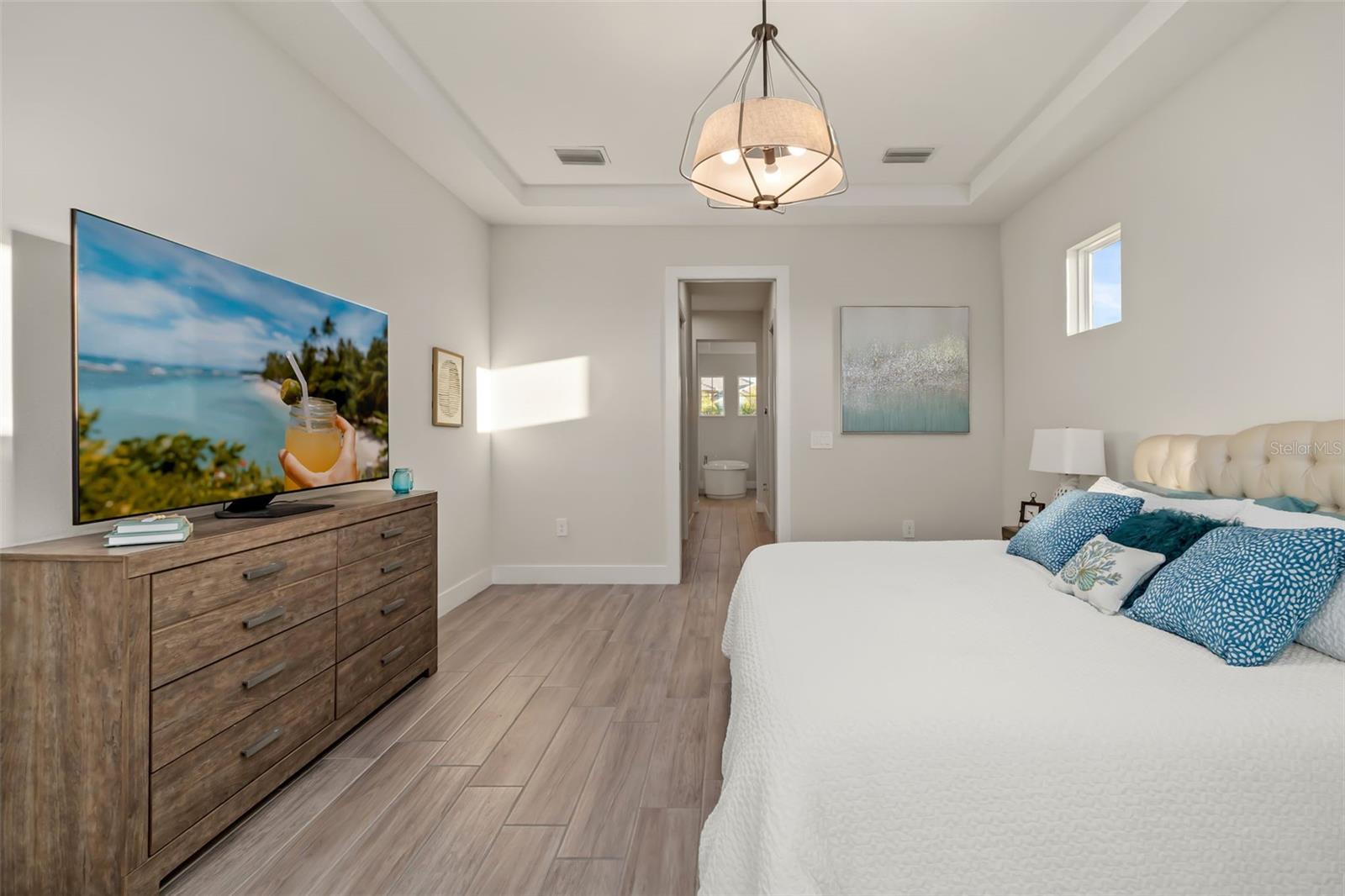 Image 24 of 90 For 4677 Antrim Drive