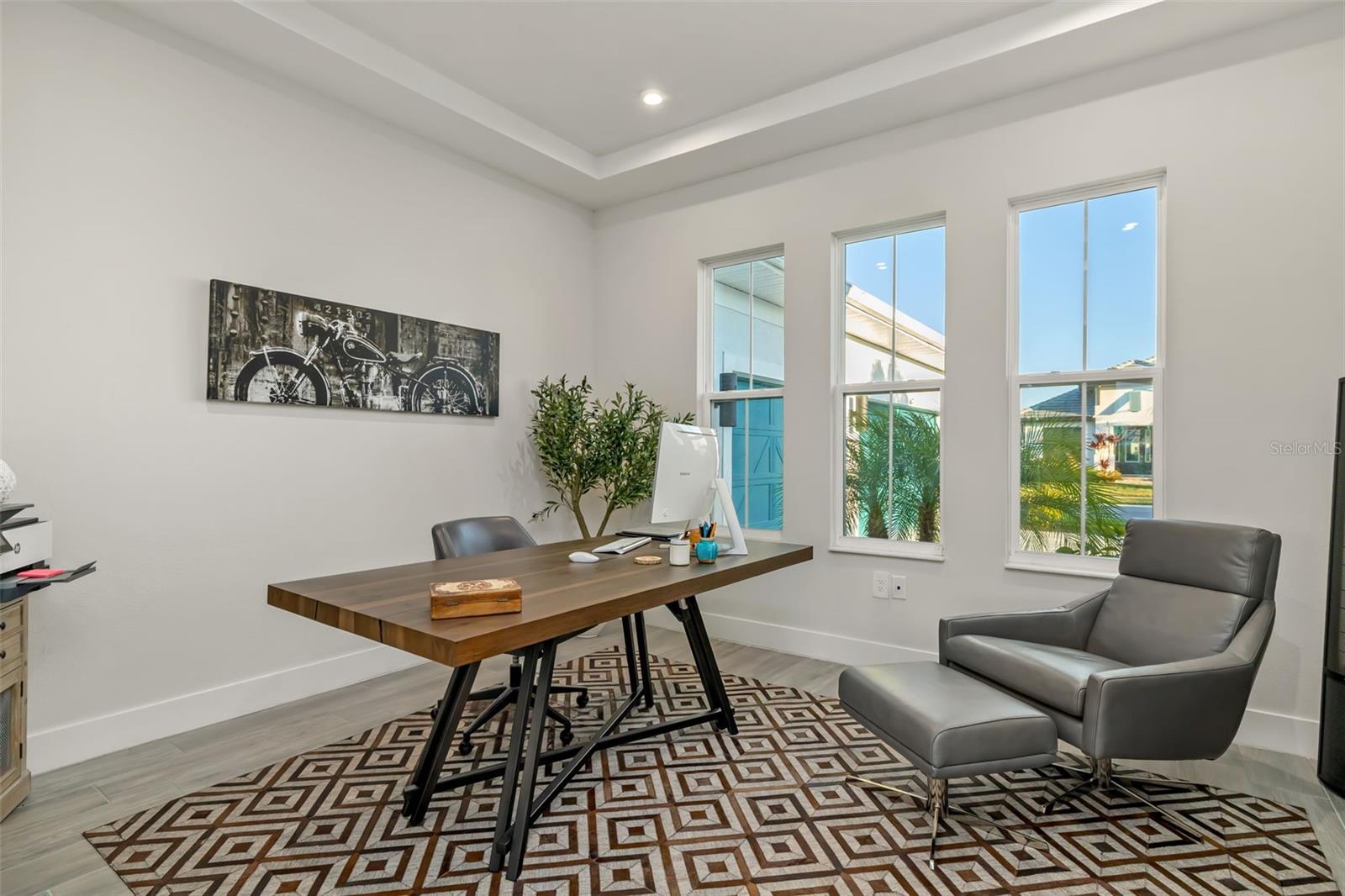 Image 34 of 90 For 4677 Antrim Drive