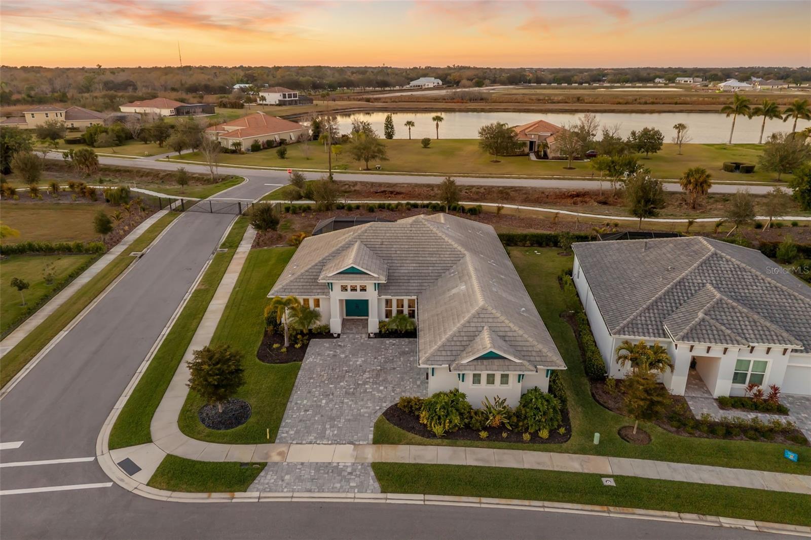 Image 82 of 90 For 4677 Antrim Drive