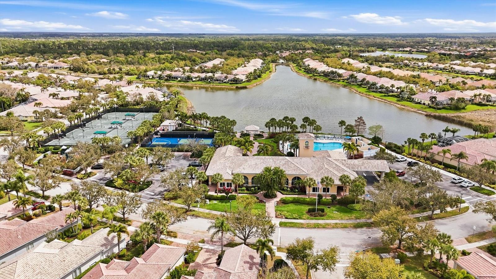 Image 40 of 62 For 5894 Benevento Drive