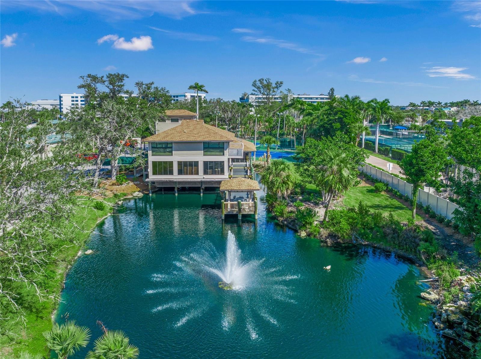 Image 63 of 78 For 5880 Midnight Pass Road 511