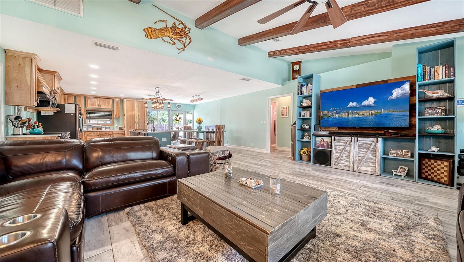 Image 13 of 41 For 1153 Salford Boulevard