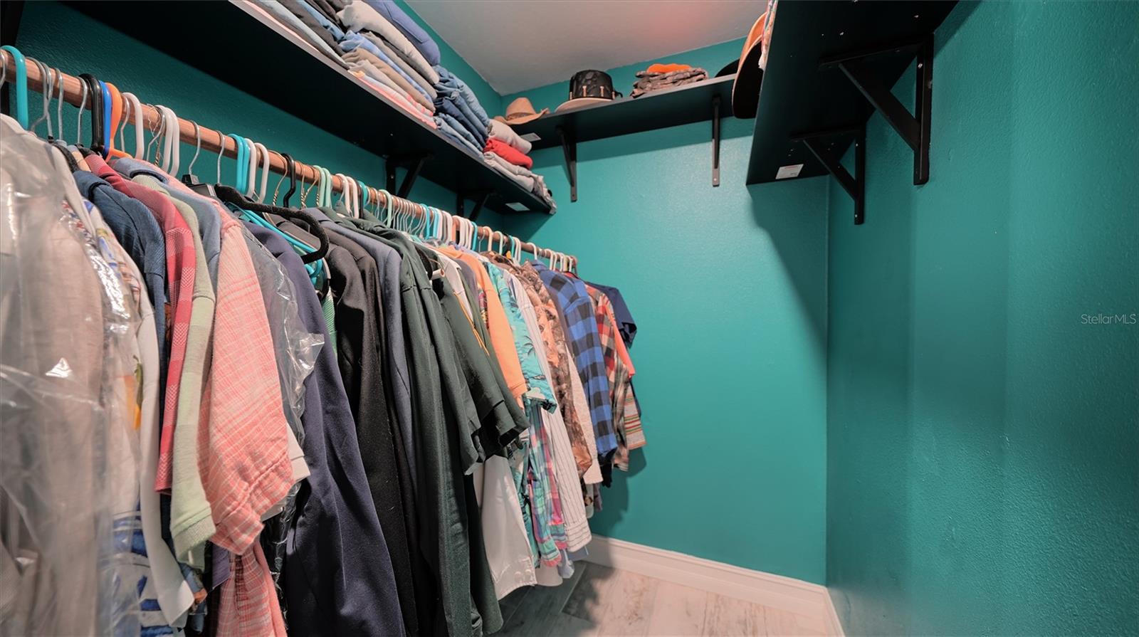 Image 30 of 41 For 1153 Salford Boulevard