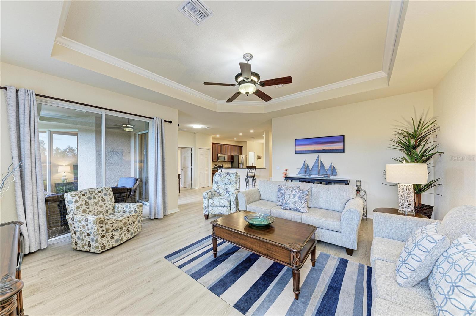 Image 22 of 84 For 220 River Enclave Court