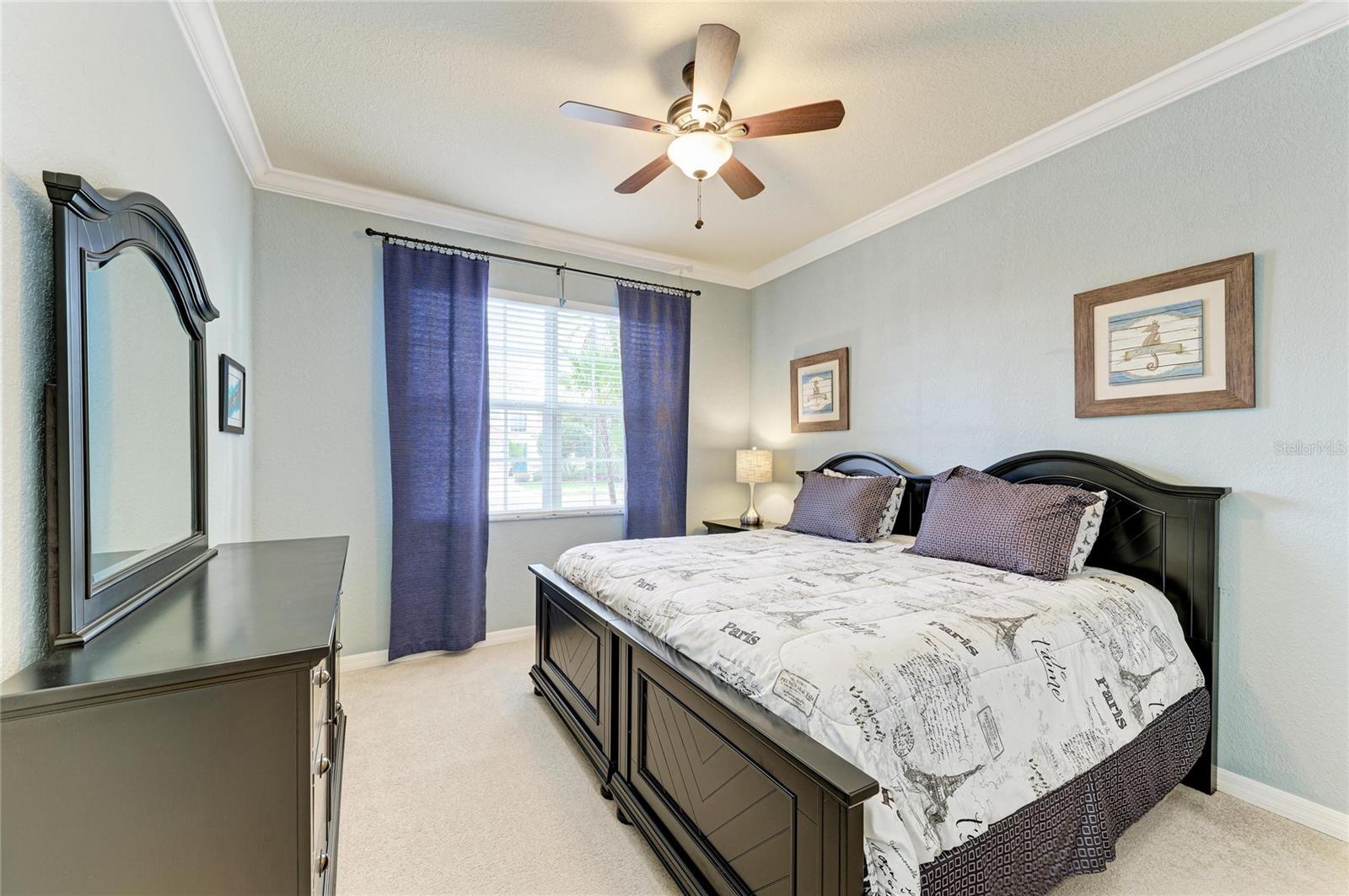 Image 32 of 84 For 220 River Enclave Court