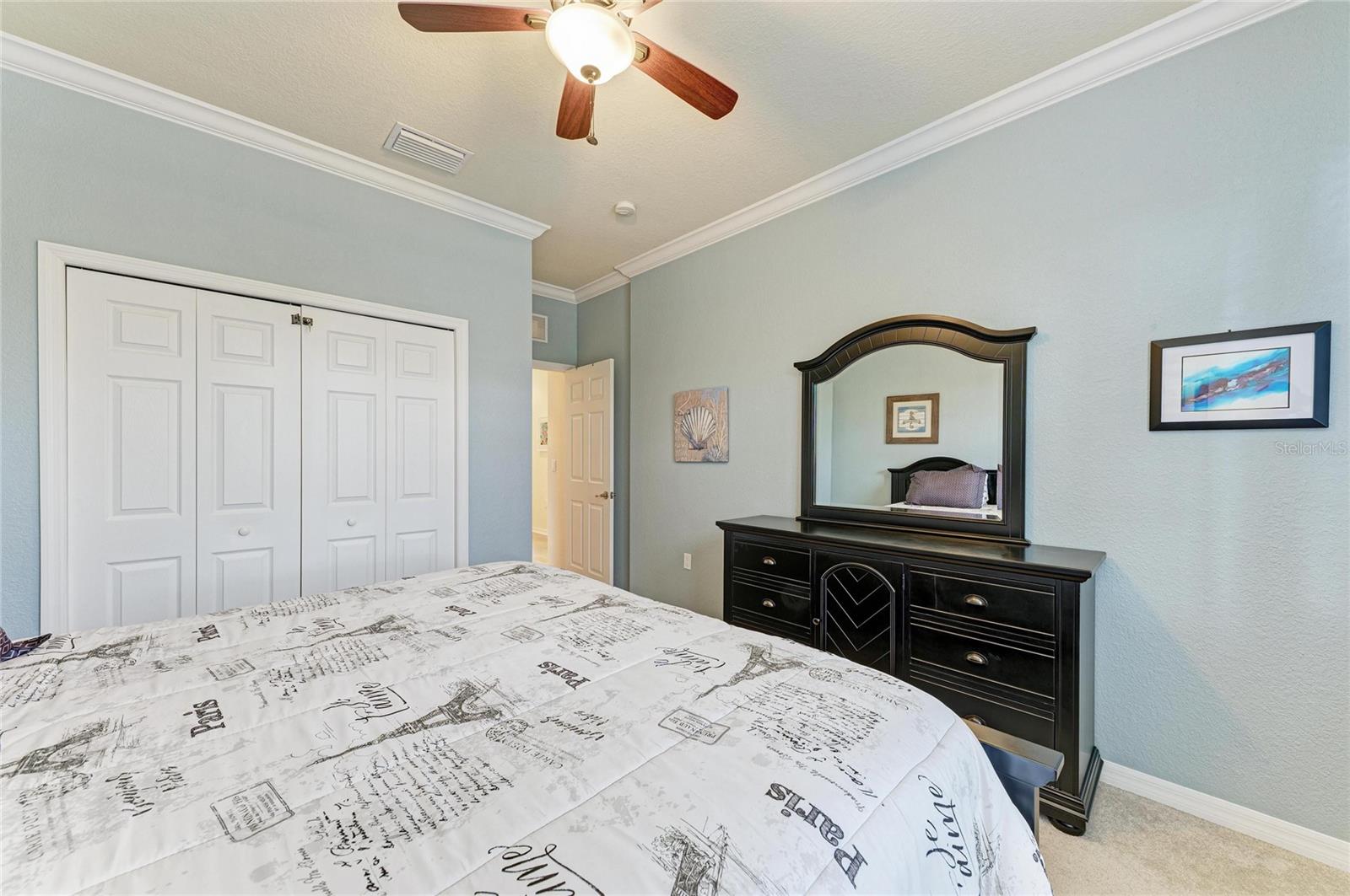 Image 34 of 84 For 220 River Enclave Court