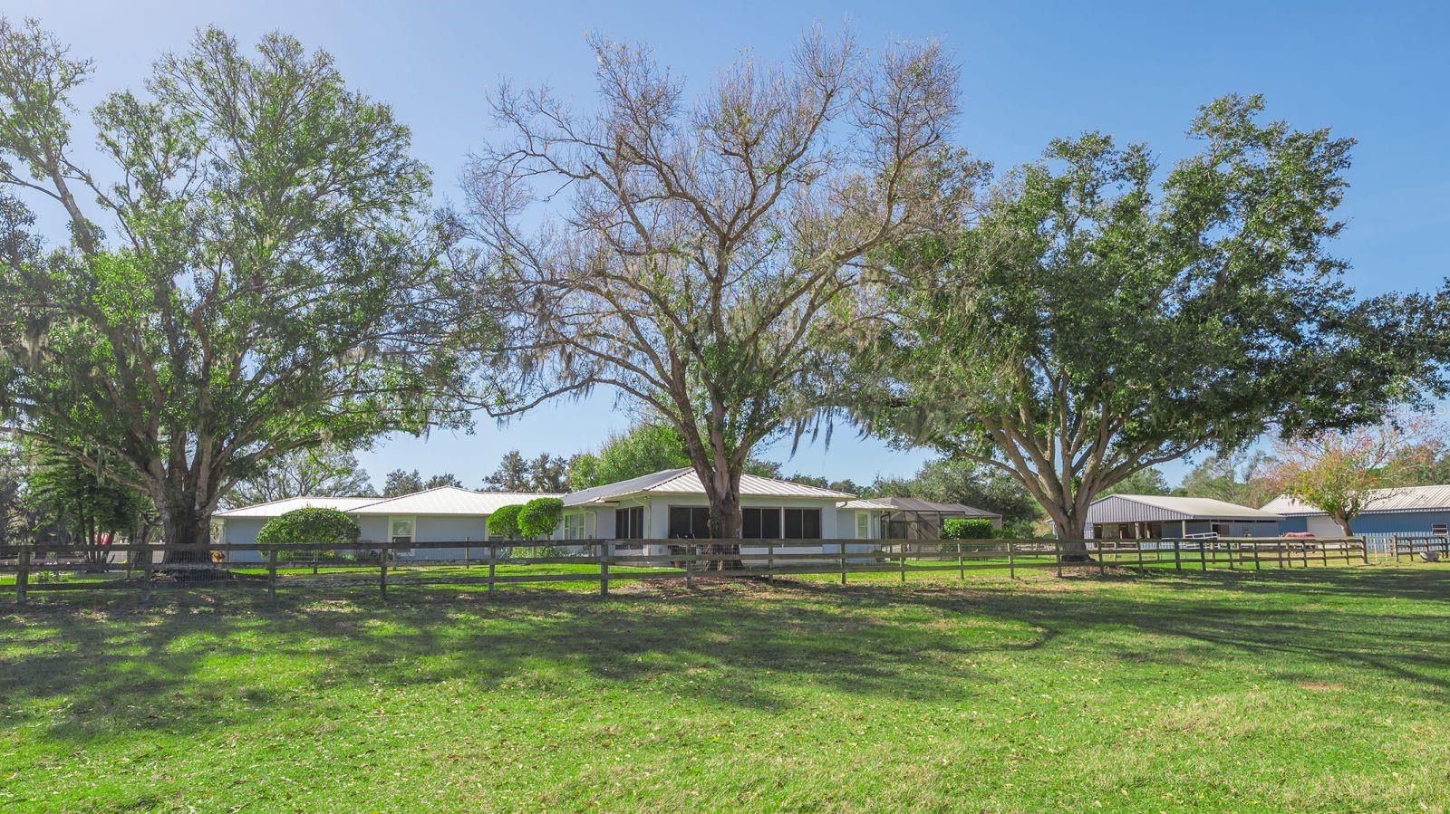 Image 59 of 67 For 7610 Saddle Creek Trail