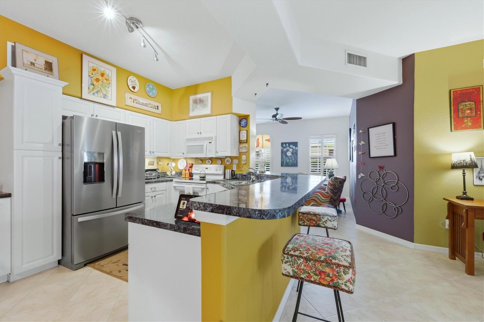 Image 11 of 27 For 700 Mirabella Circle 102