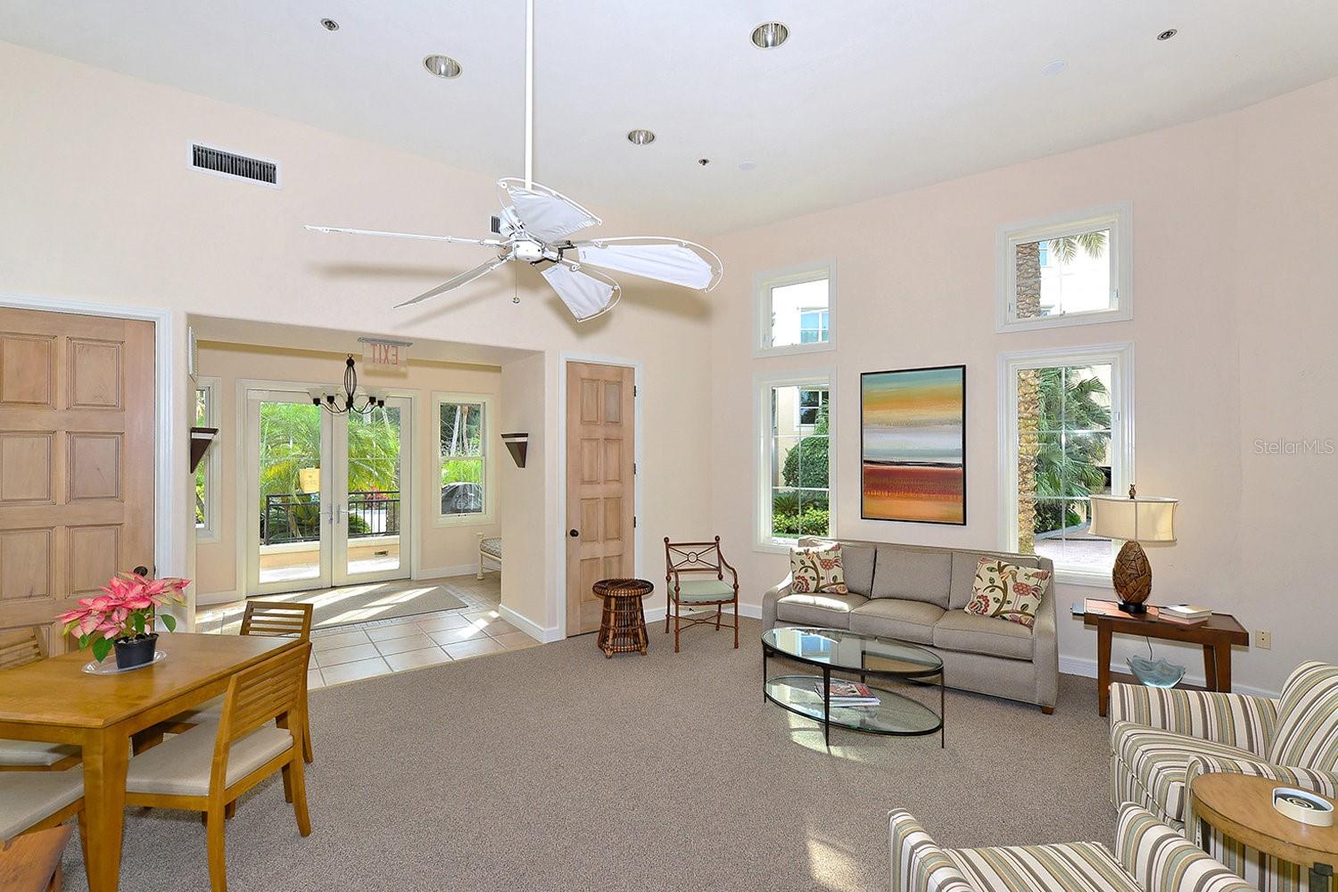 Image 45 of 61 For 2165 Gulf Of Mexico Drive 115