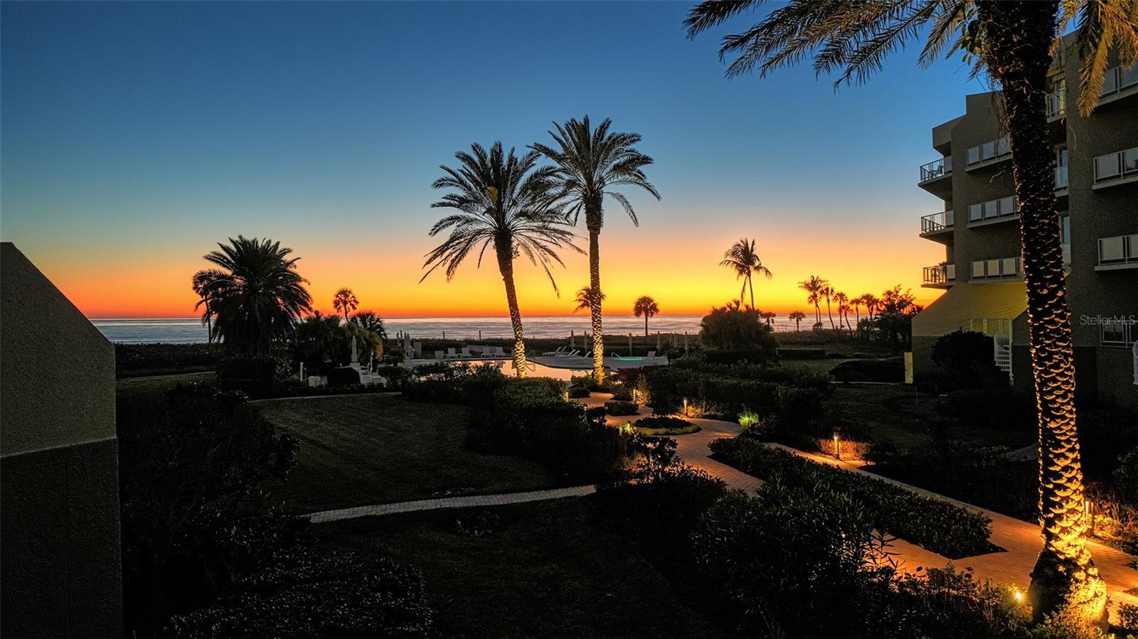 Image 56 of 61 For 2165 Gulf Of Mexico Drive 115