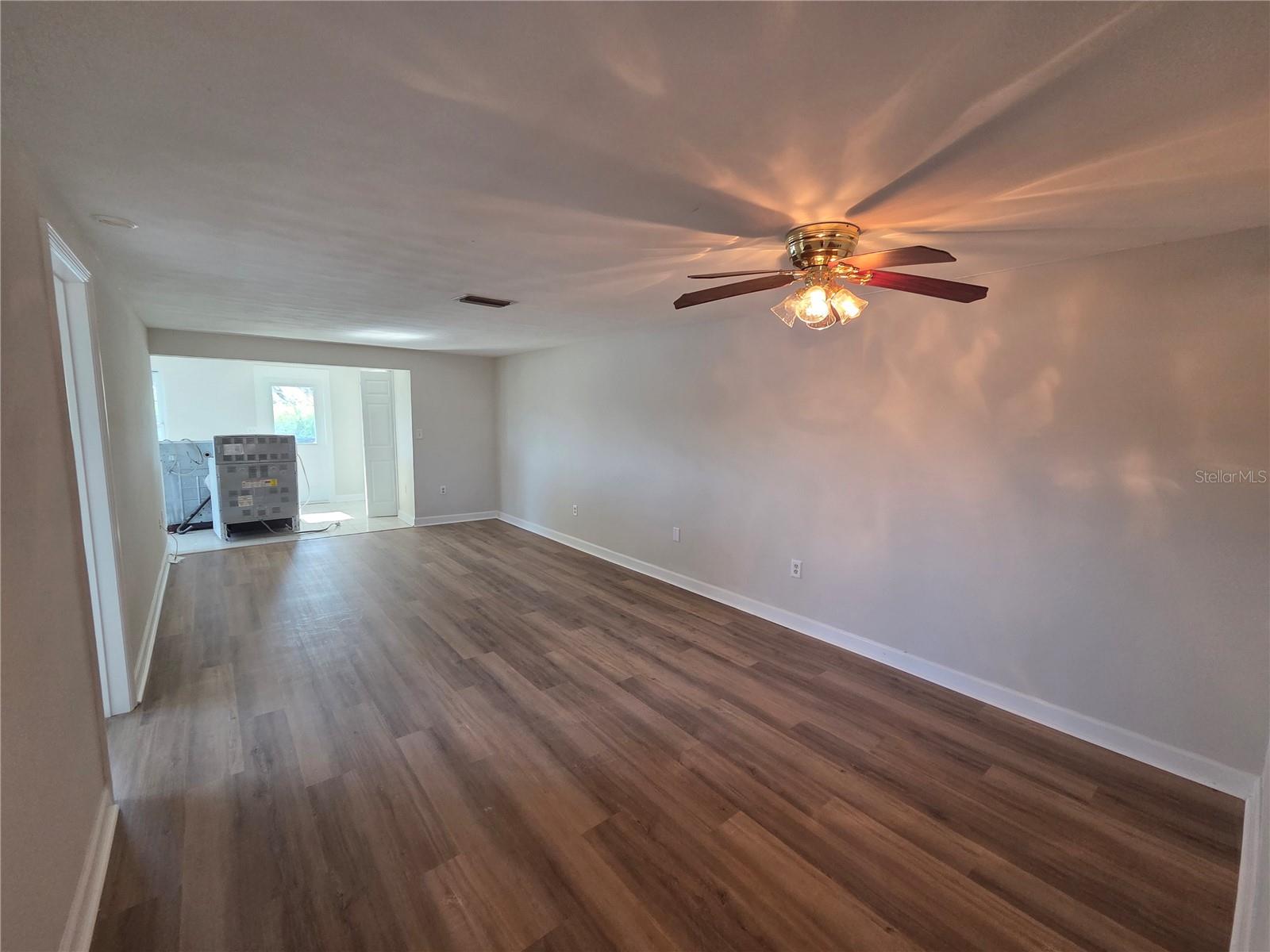 Image 12 of 25 For 4120 Stratford Drive