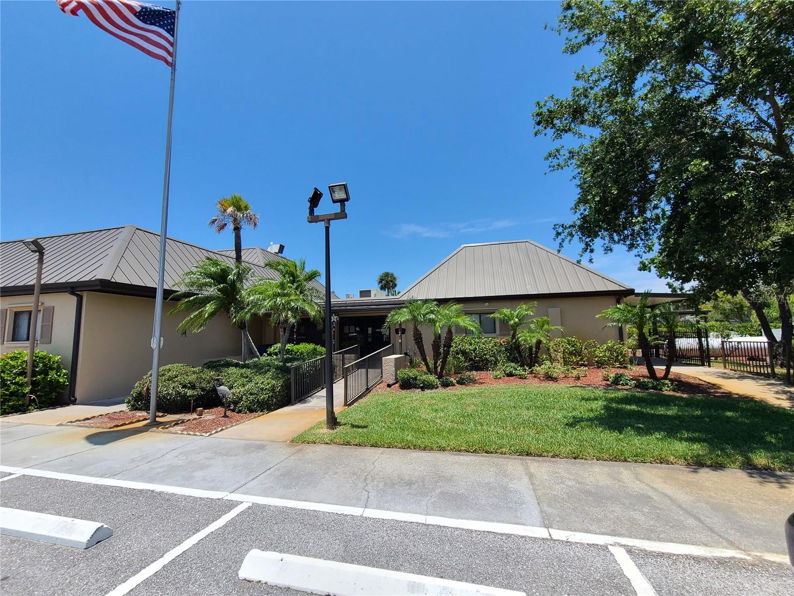 Image 21 of 25 For 4120 Stratford Drive