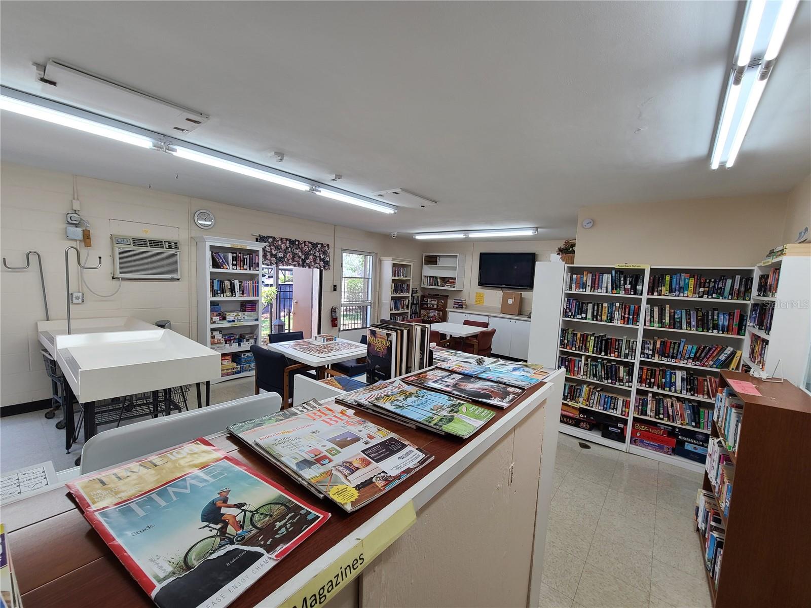 Image 22 of 25 For 4120 Stratford Drive