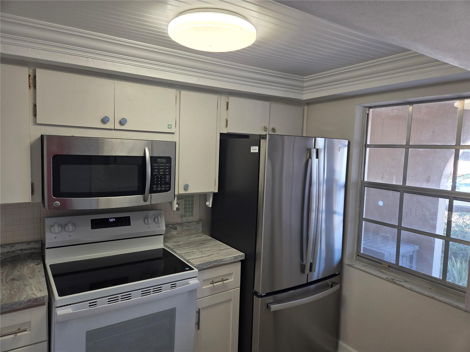 Image 8 of 25 For 4120 Stratford Drive