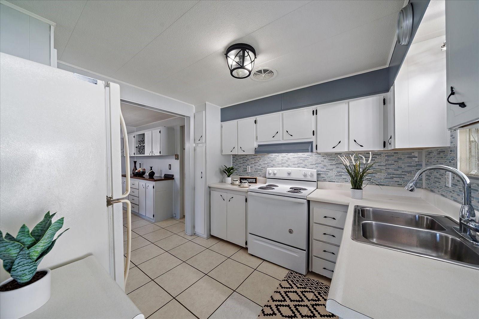 Image 12 of 15 For 2807 Trinidad Way