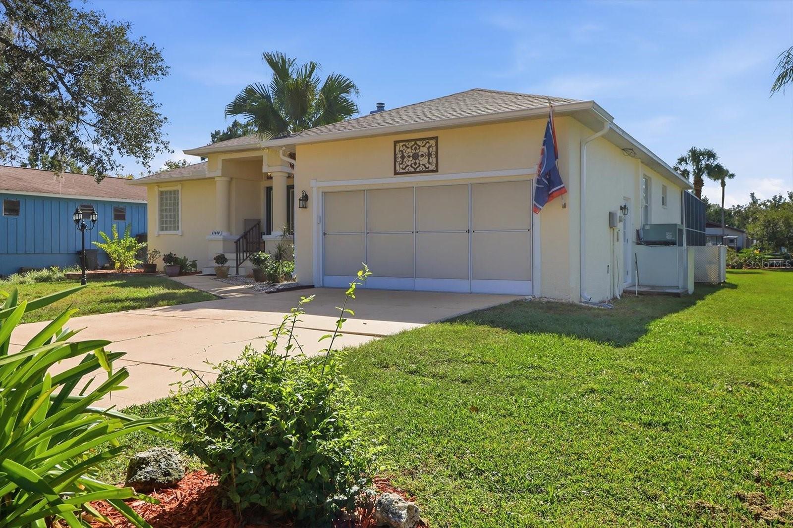 Image 10 of 45 For 11440 Waterway Drive